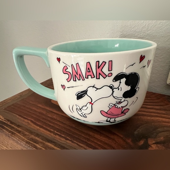 Hallmark large mug. Snoopy and Lucy - Picture 2 of 5